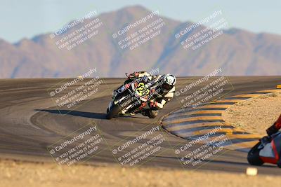 media/Dec-16-2023-CVMA (Sat) [[bb38a358a2]]/Race 13 Amateur Supersport Middleweight/